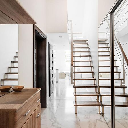 Luxurious Kaunas Basilica Apartment In Old Town By Urban Rent Esterno foto