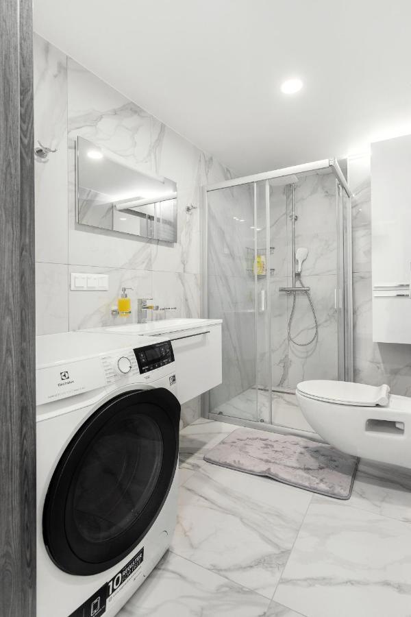Luxurious Kaunas Basilica Apartment In Old Town By Urban Rent Esterno foto