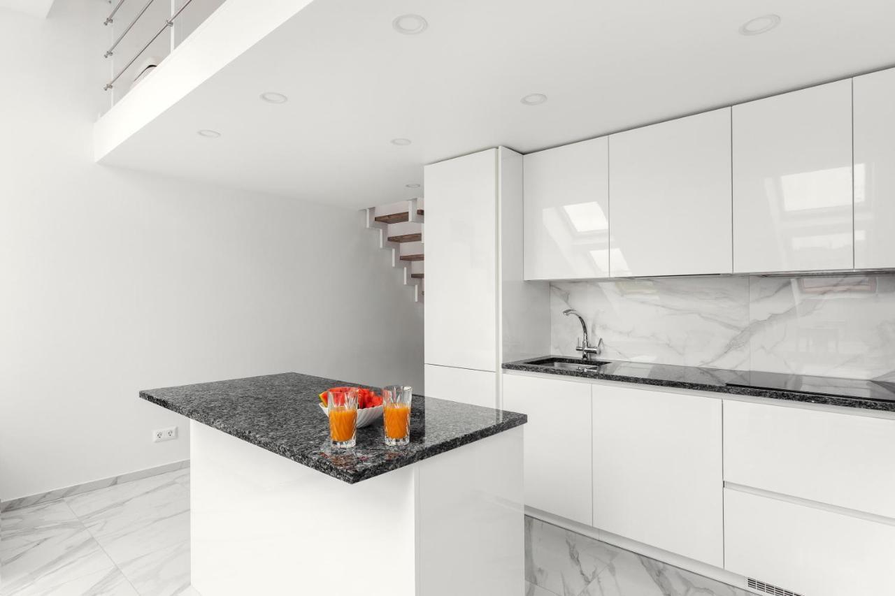 Luxurious Kaunas Basilica Apartment In Old Town By Urban Rent Esterno foto