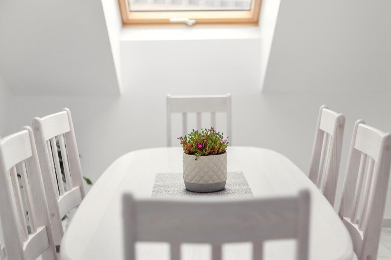 Luxurious Kaunas Basilica Apartment In Old Town By Urban Rent Esterno foto