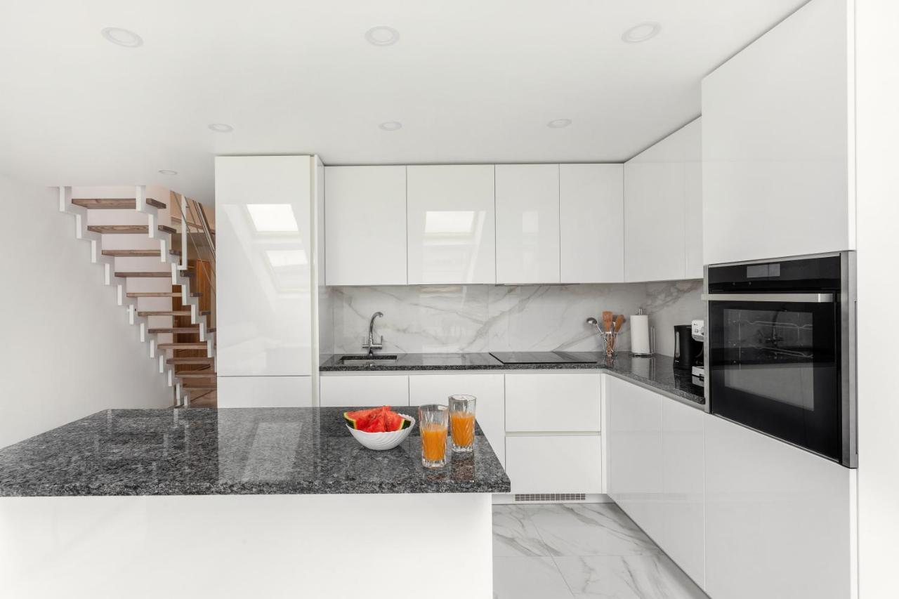 Luxurious Kaunas Basilica Apartment In Old Town By Urban Rent Esterno foto