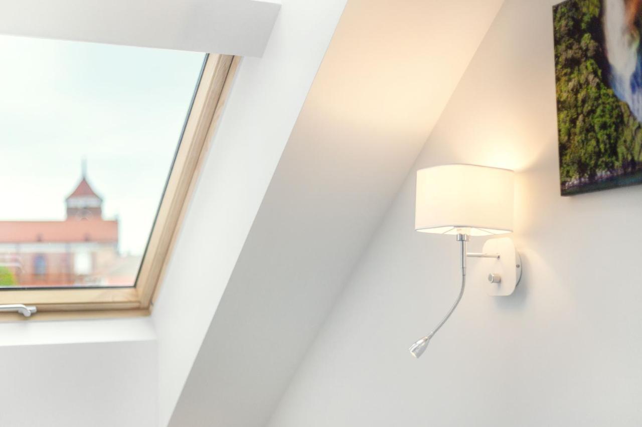 Luxurious Kaunas Basilica Apartment In Old Town By Urban Rent Esterno foto
